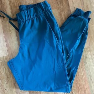 Lululemon Luxtreme On the Fly Jogger